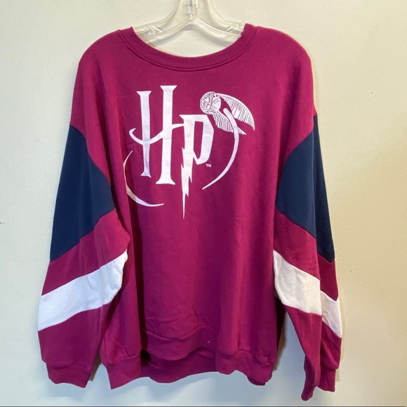 Harry Potter Quidditch Snitch Sweatshirt Size Junior Size XL - Picture 10 of 15